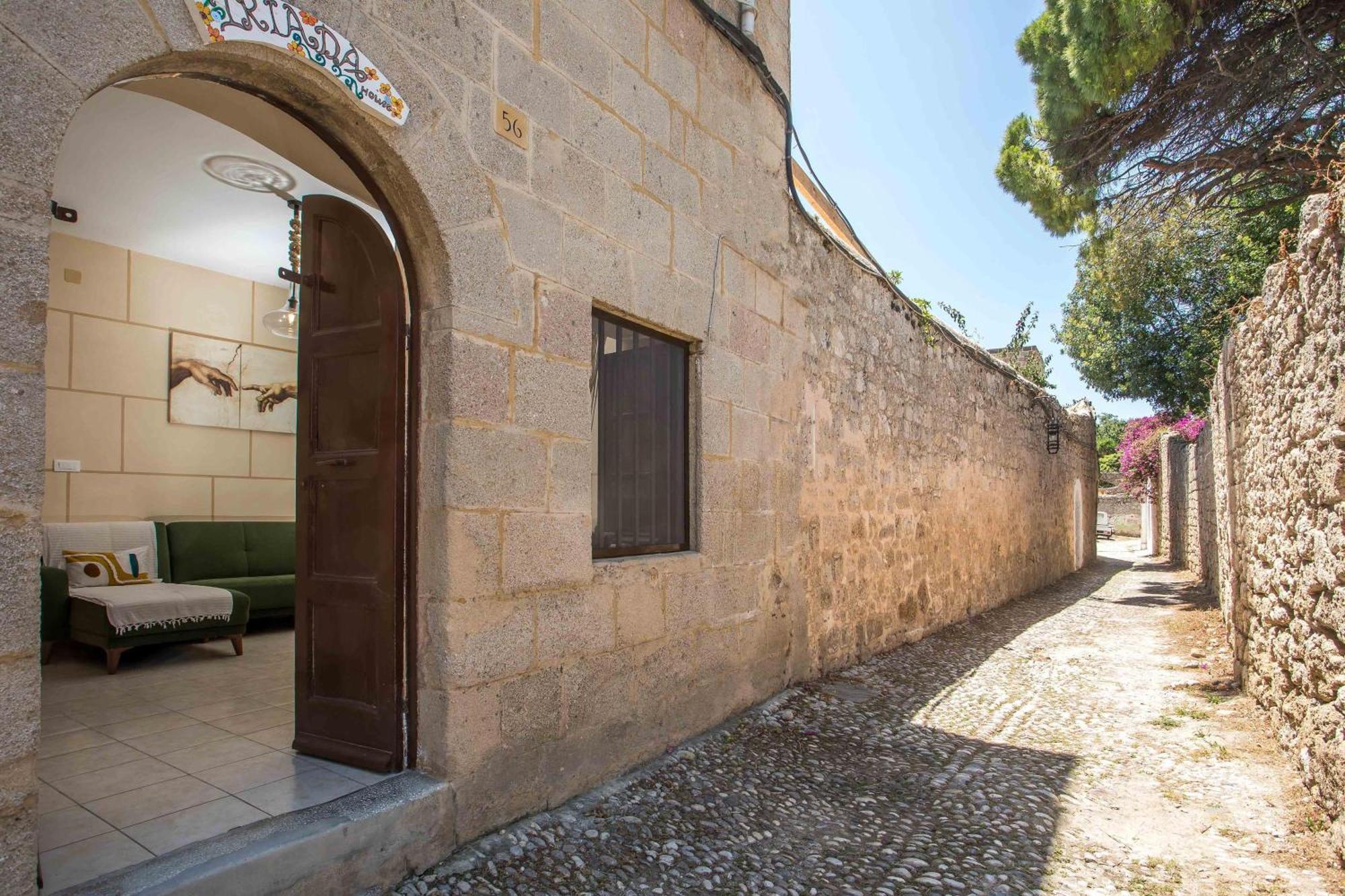 Iriada House Rhodes City Bagian luar foto